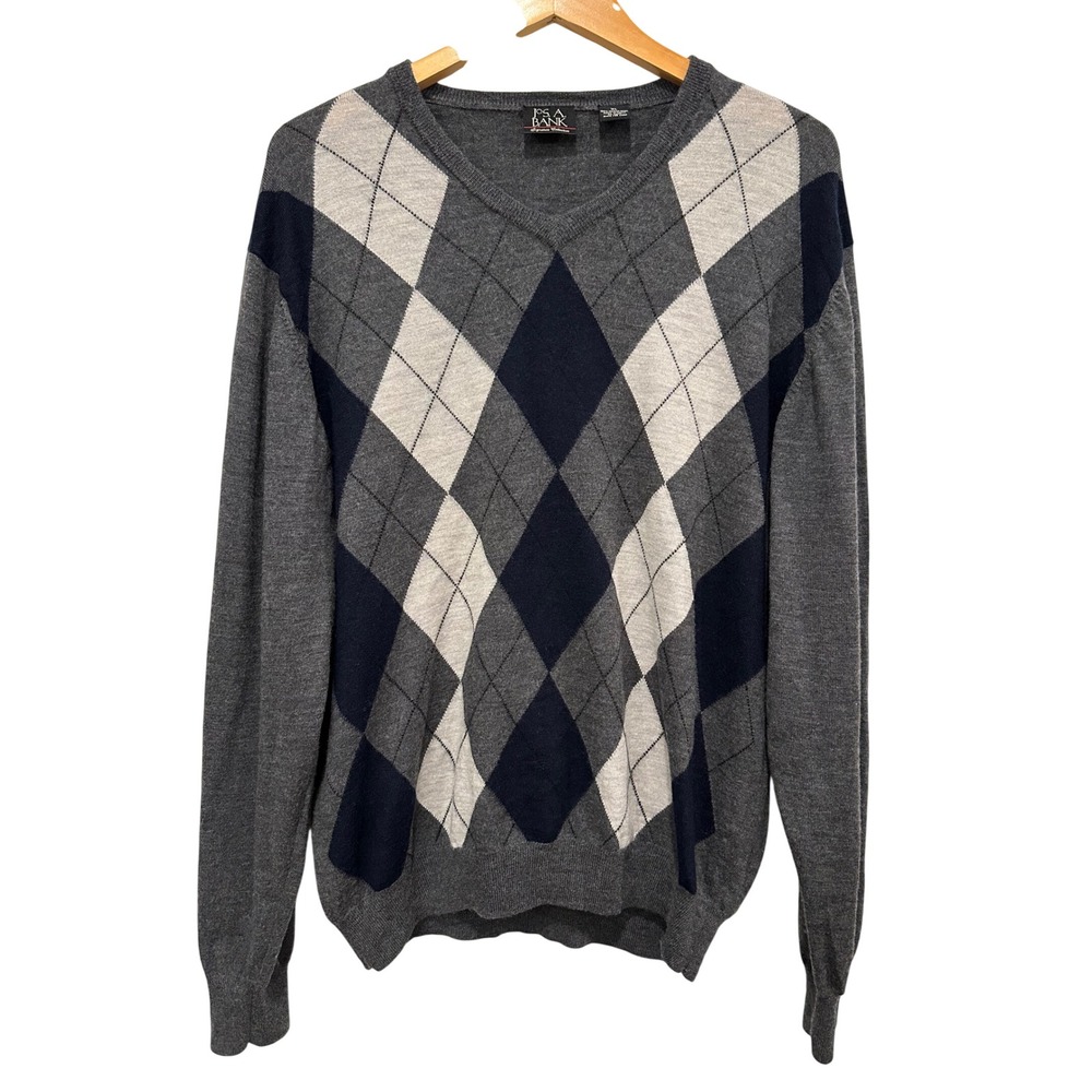 Jos A Bank Signature XL Grey Argyle 100% Soft Merino Wool V-Neck Sweater
